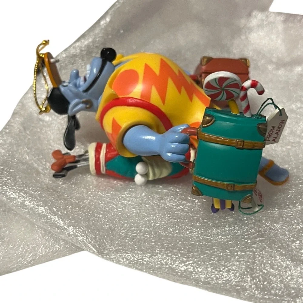 Disney Aladdin Genie Christmas Vacation Enesco Treasury Ornament Vintage 1990s